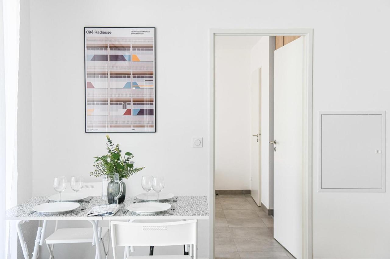 Appart Avec Terrasse Et Parking A 2 Min Du Metro Marseille Exteriér fotografie